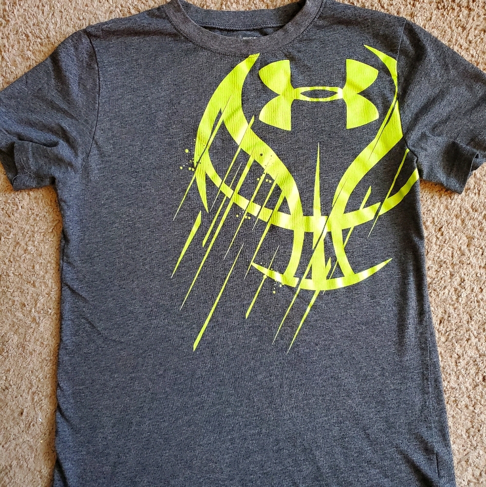Boys Under Armour T-Shirt